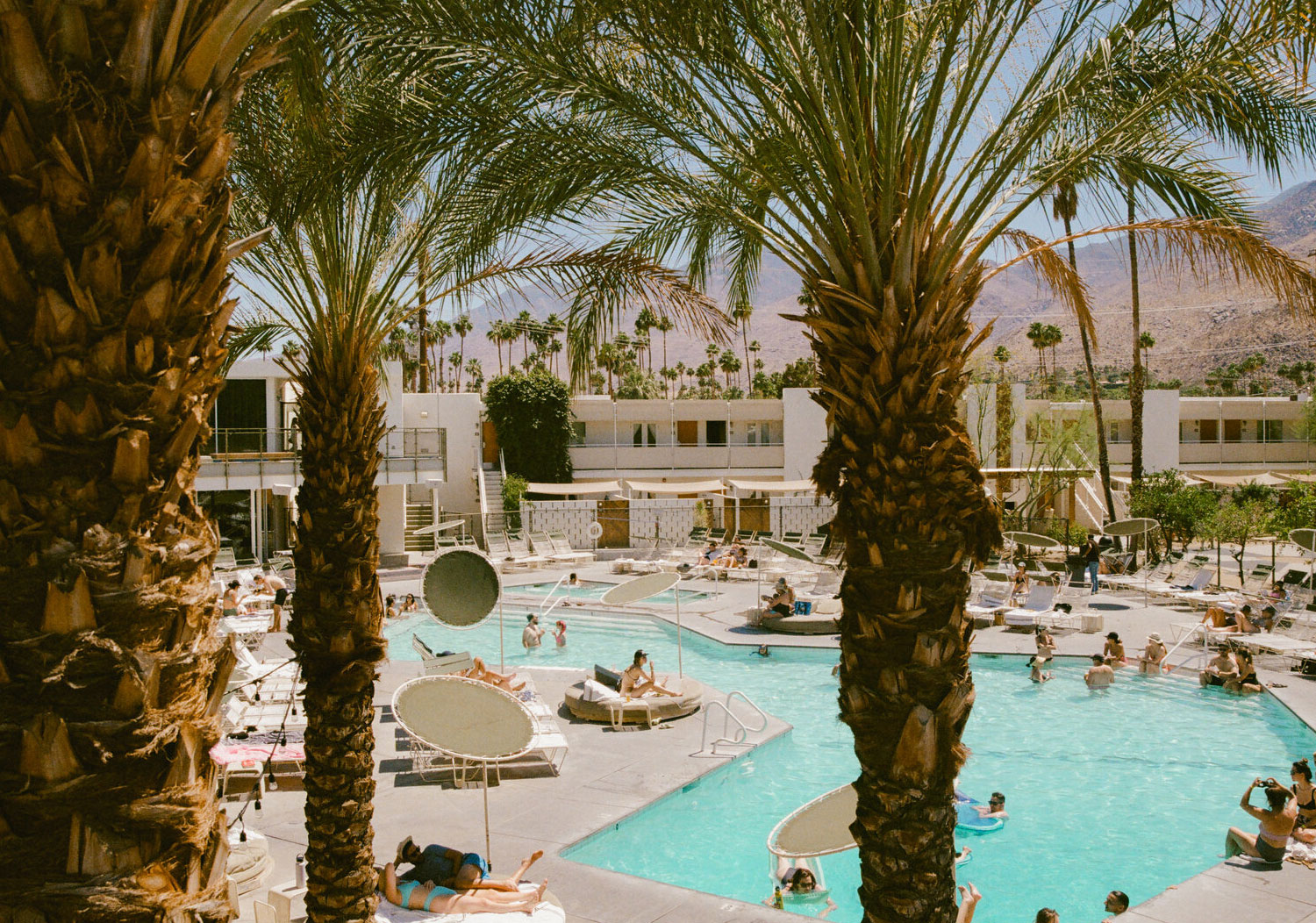 hospitality-lp-1500x1052-3